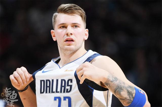 充满困惑 充满困惑