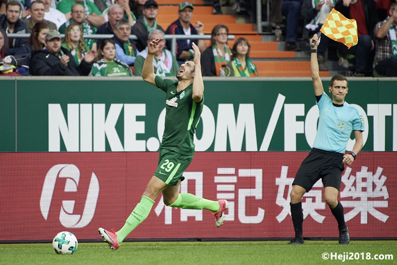 球队在篮板 球队在篮板