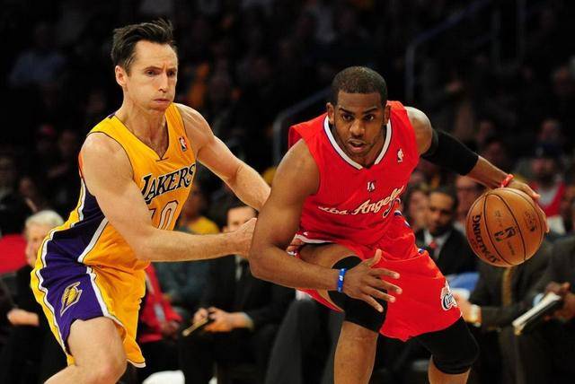 仅是一座球 仅是一座球