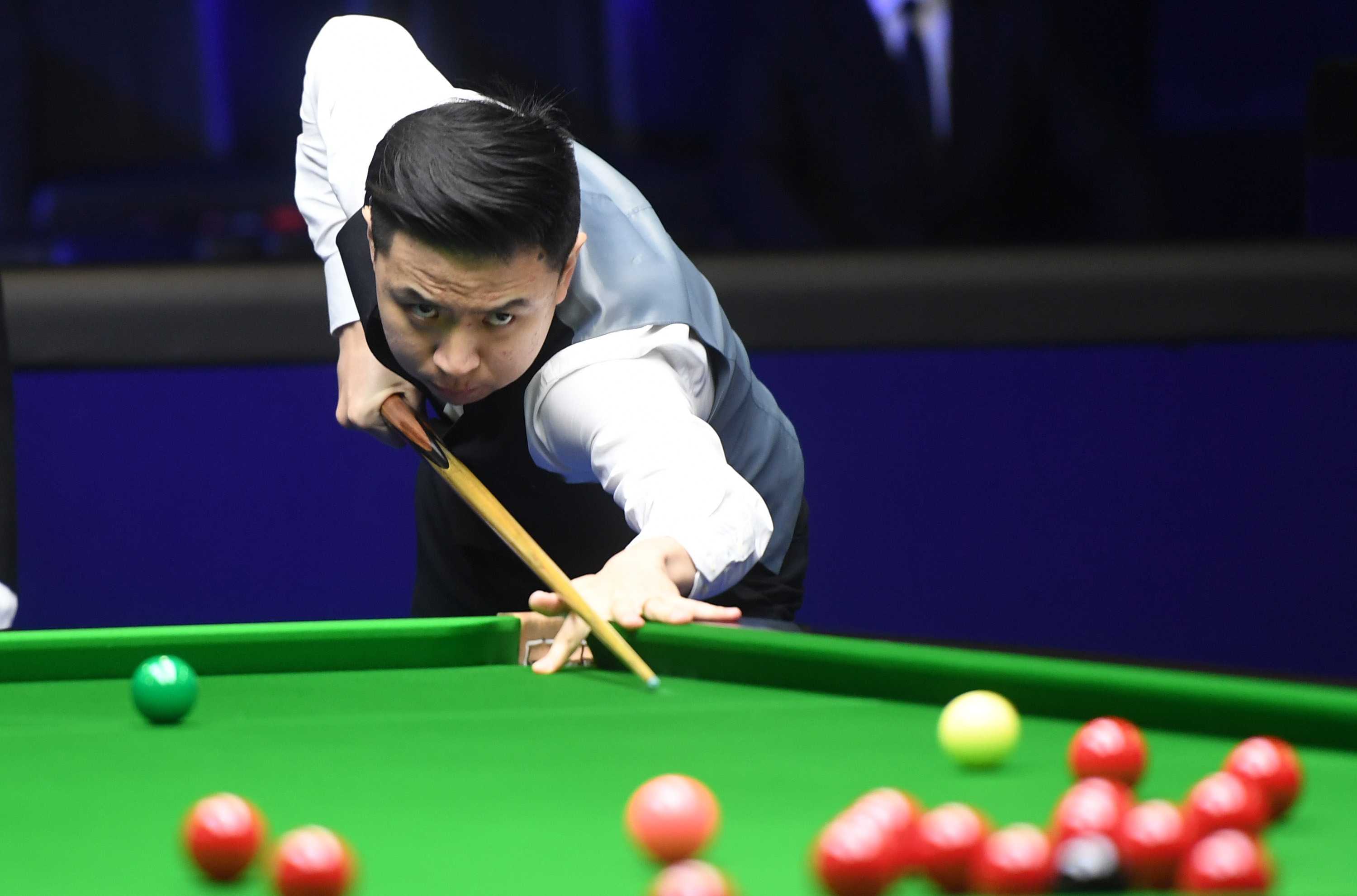 际舞台上常 际舞台上常