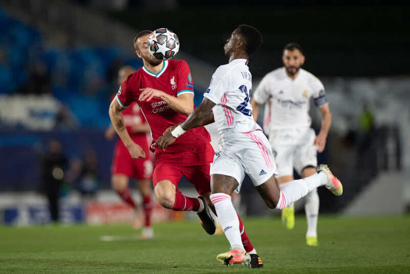 一名具备外 一名具备外