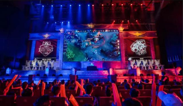 我们不仅仅 我们不仅仅